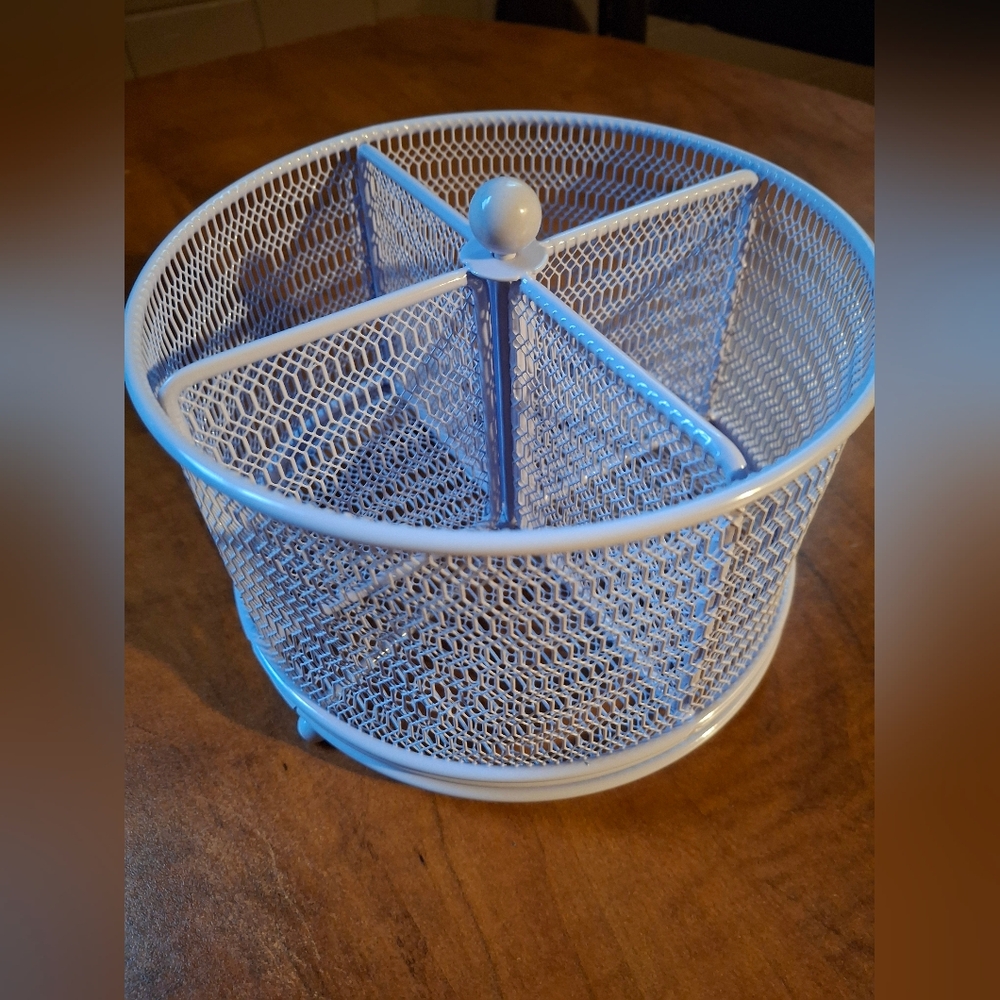 Round Purple Spinning Organizer